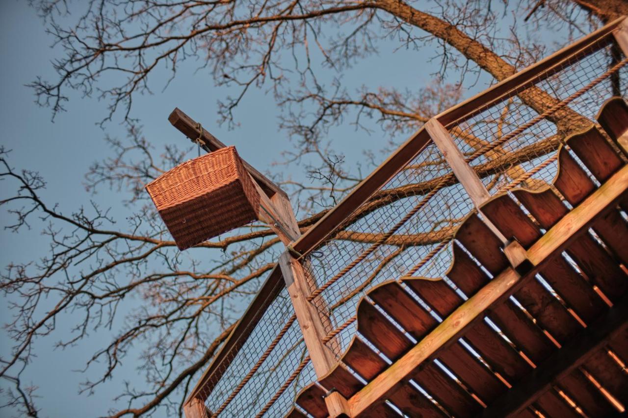 Treehouse Kremilek Villa Jesenice  Kültér fotó