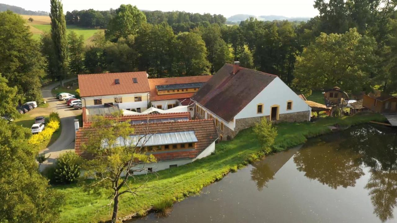 Treehouse Kremilek Villa Jesenice  Kültér fotó